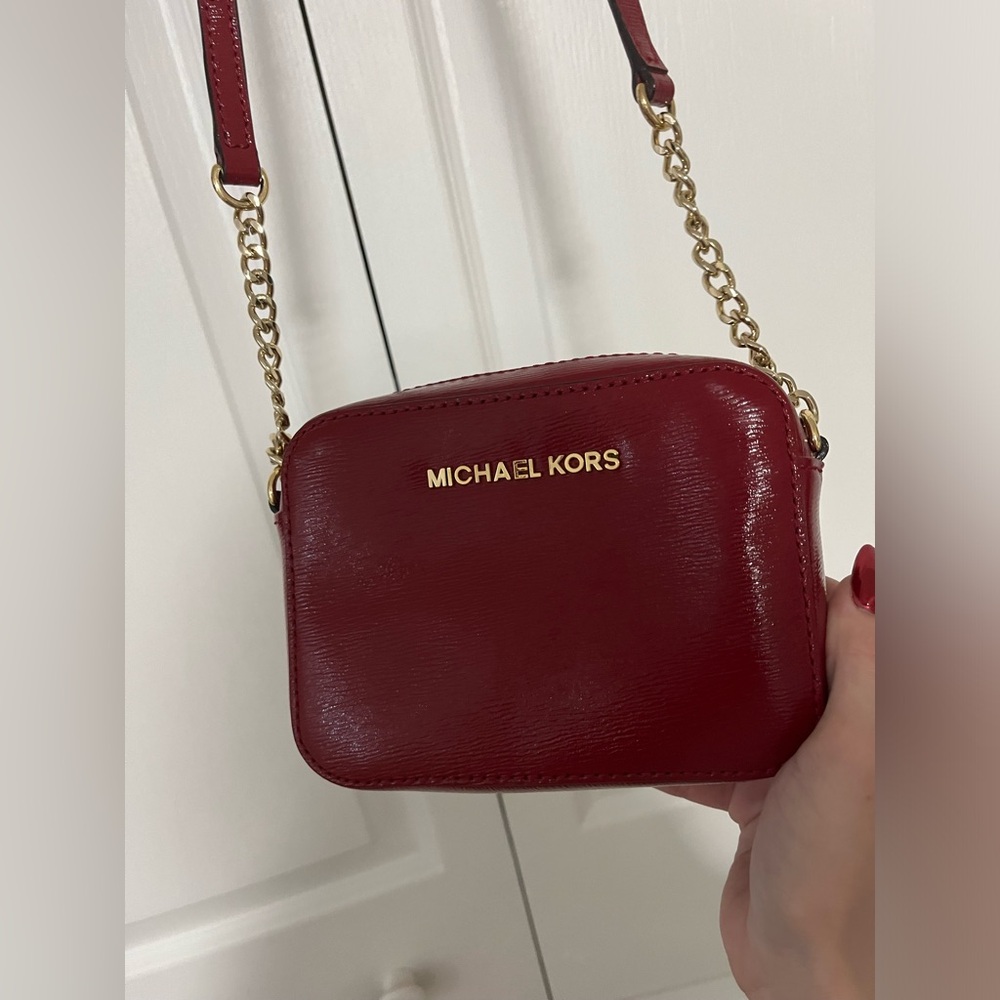 Red Micheal kor cross body